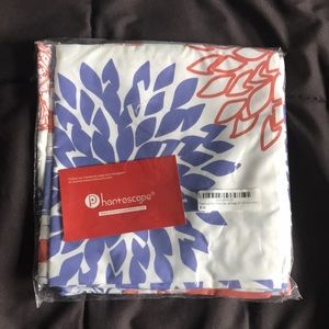 PHANTOSCOPE set of 4 new living purple/orange 18x18 inch pillow cases Brand new